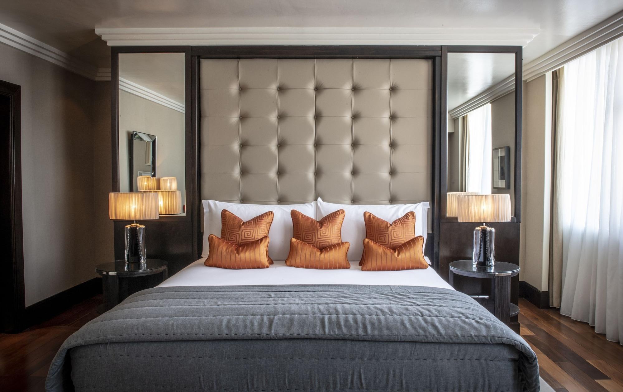 The Westbury Hotel Dublin Ngoại thất bức ảnh A bedroom at the hotel