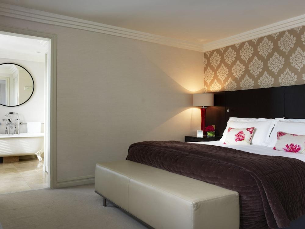 The Westbury Hotel Dublin Ngoại thất bức ảnh A bedroom at the hotel